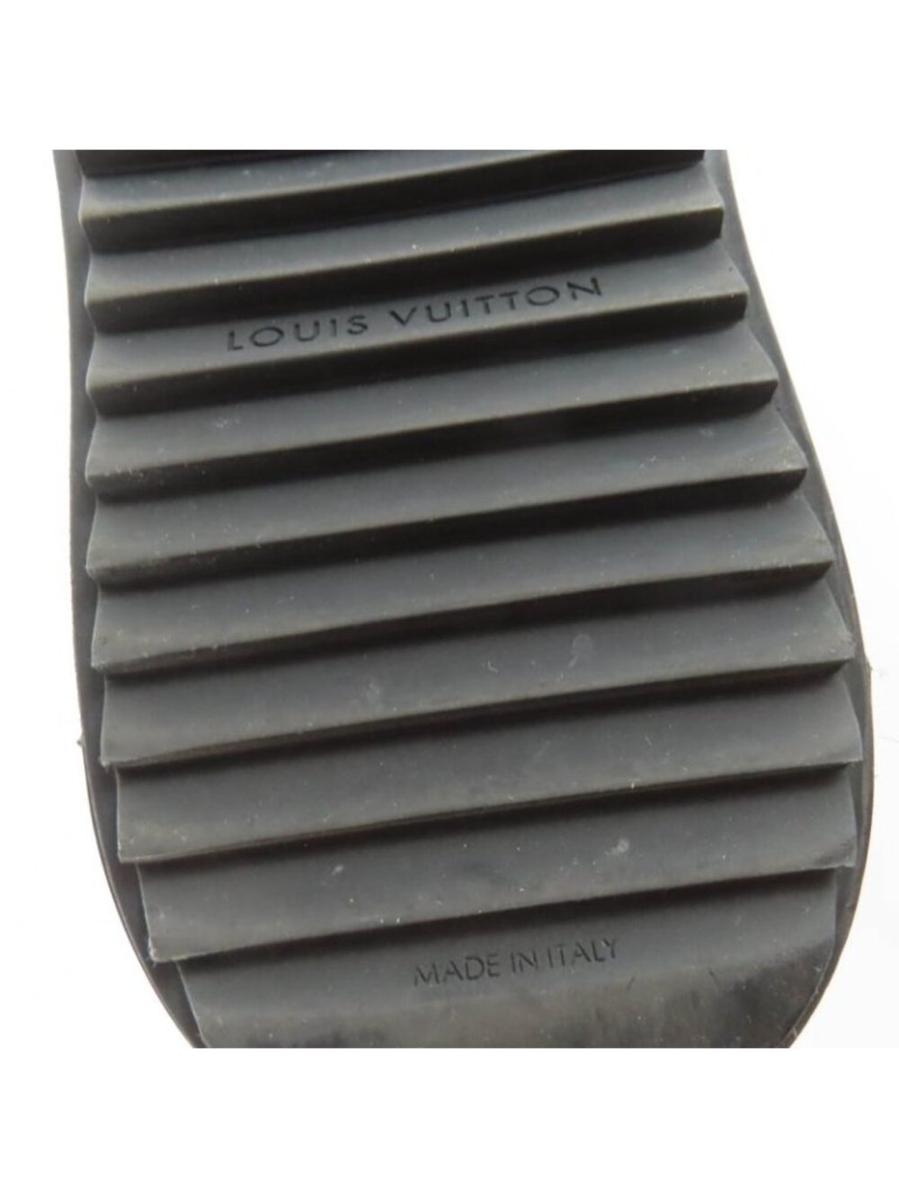 Louis Vuitton Snowdrop Boot Black - Picture 11 of 12